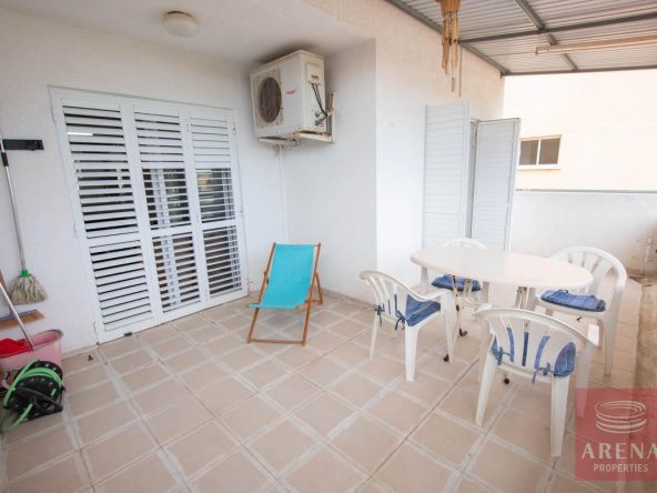2 bed apt in kapparis for sale