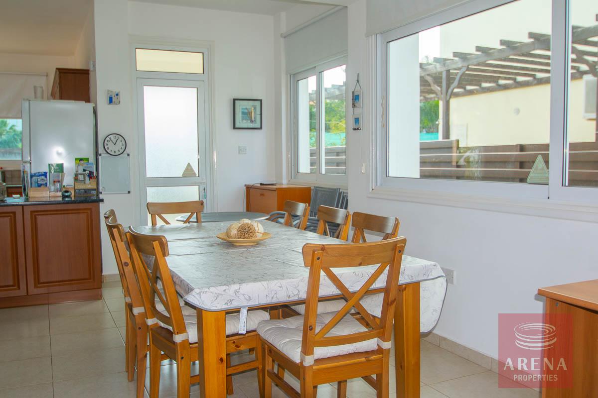 Villa for rent in Protaras - dining area