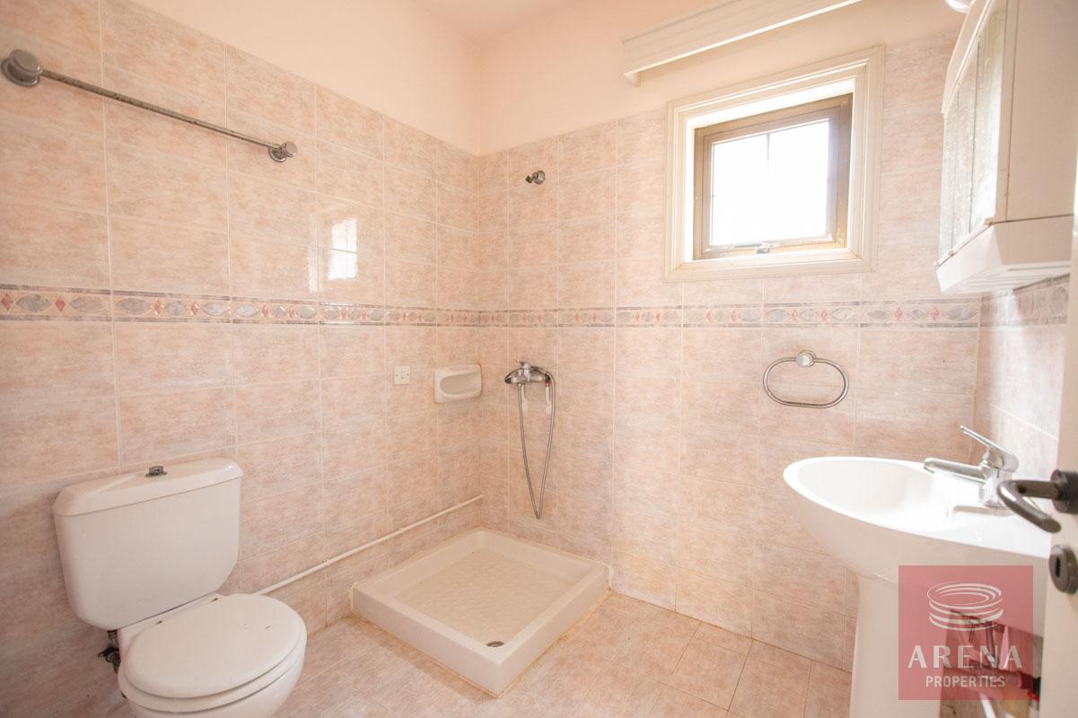 villa in Ayia Thekla - guest WC + shower