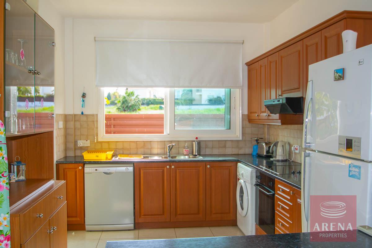 Villa in Protaras - kitchen