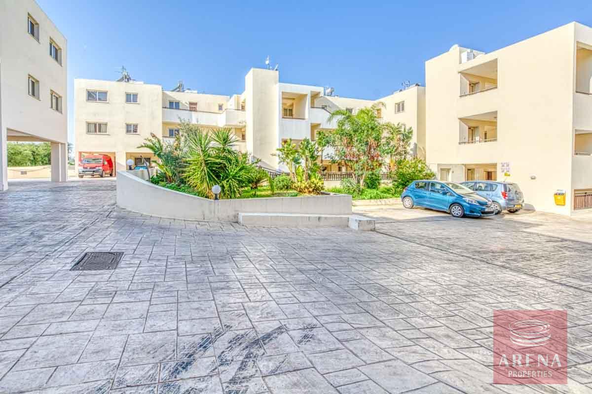 apartments in paralimni