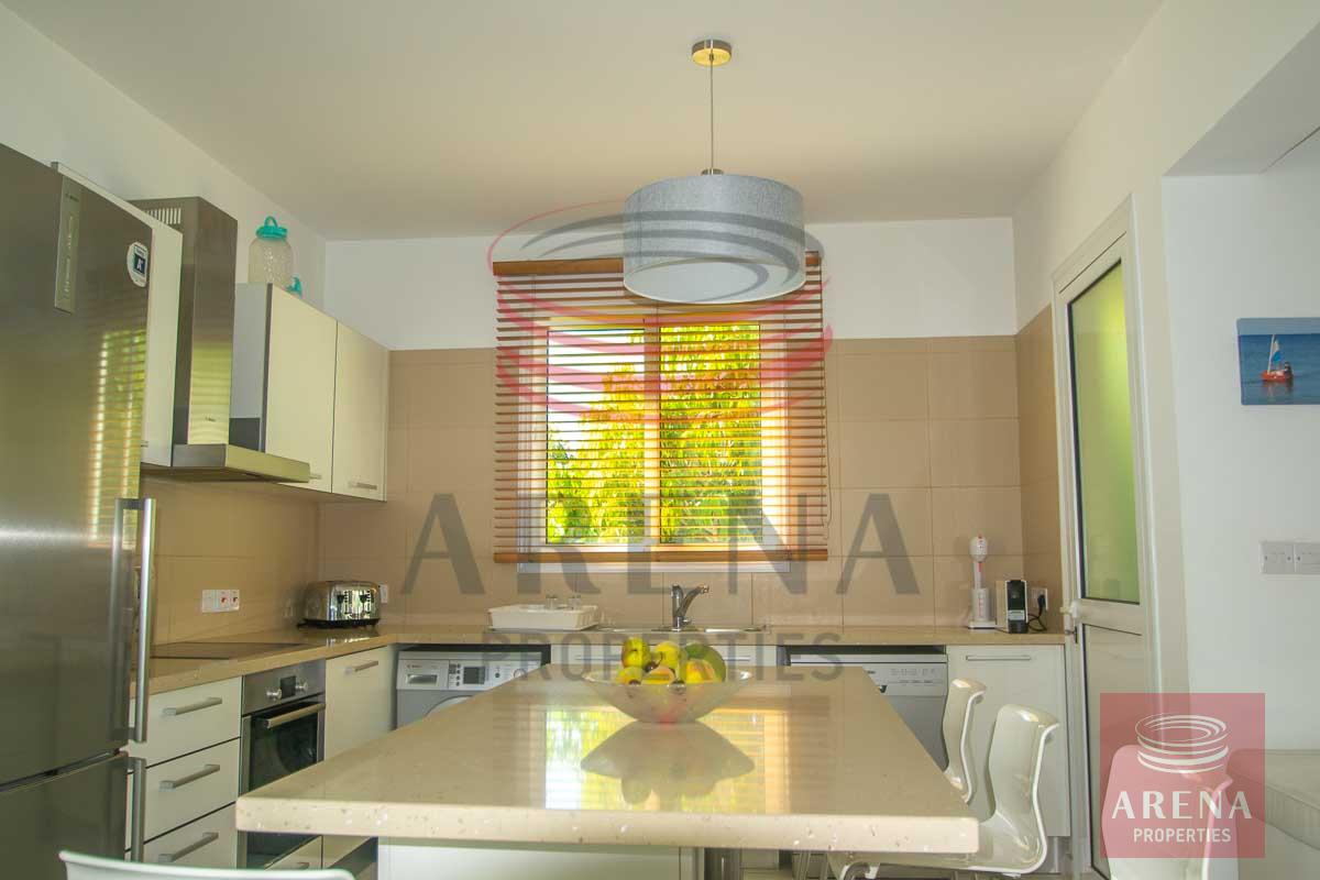 Beautiful villa with title deeds in Pernera - kitchen
