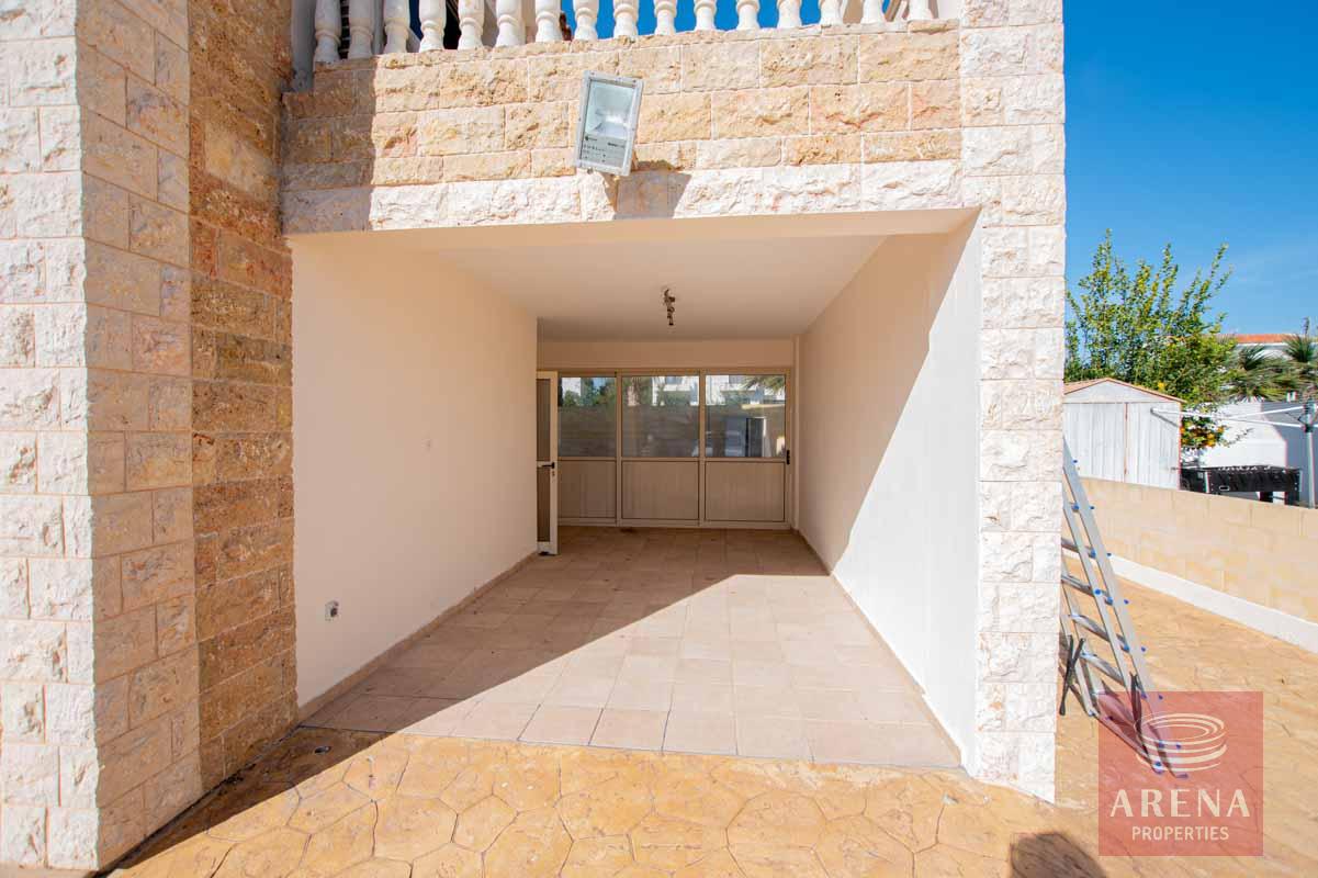 House in Ayia Thekla - parking