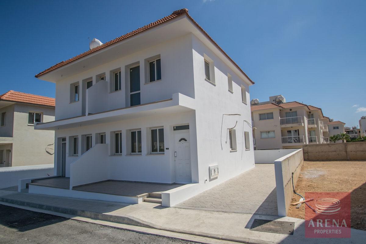 semi-detachd house in kapparis for sale