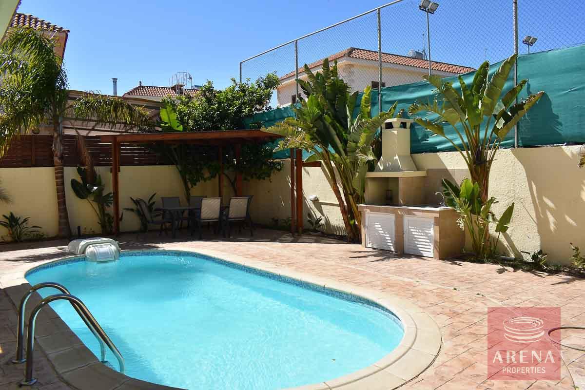 2 bed villa in Kapparis - swimming pool
