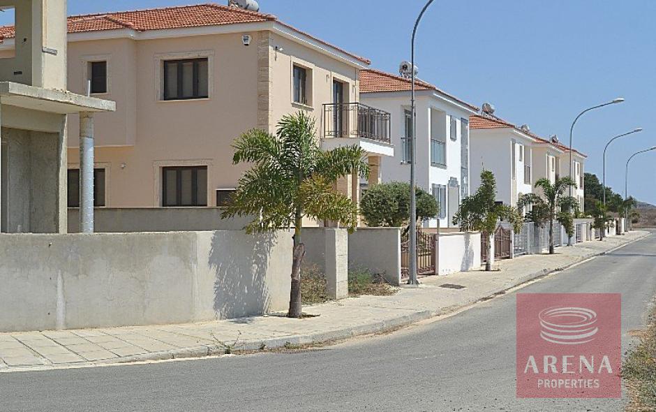 pyla 4 bed villa for sale