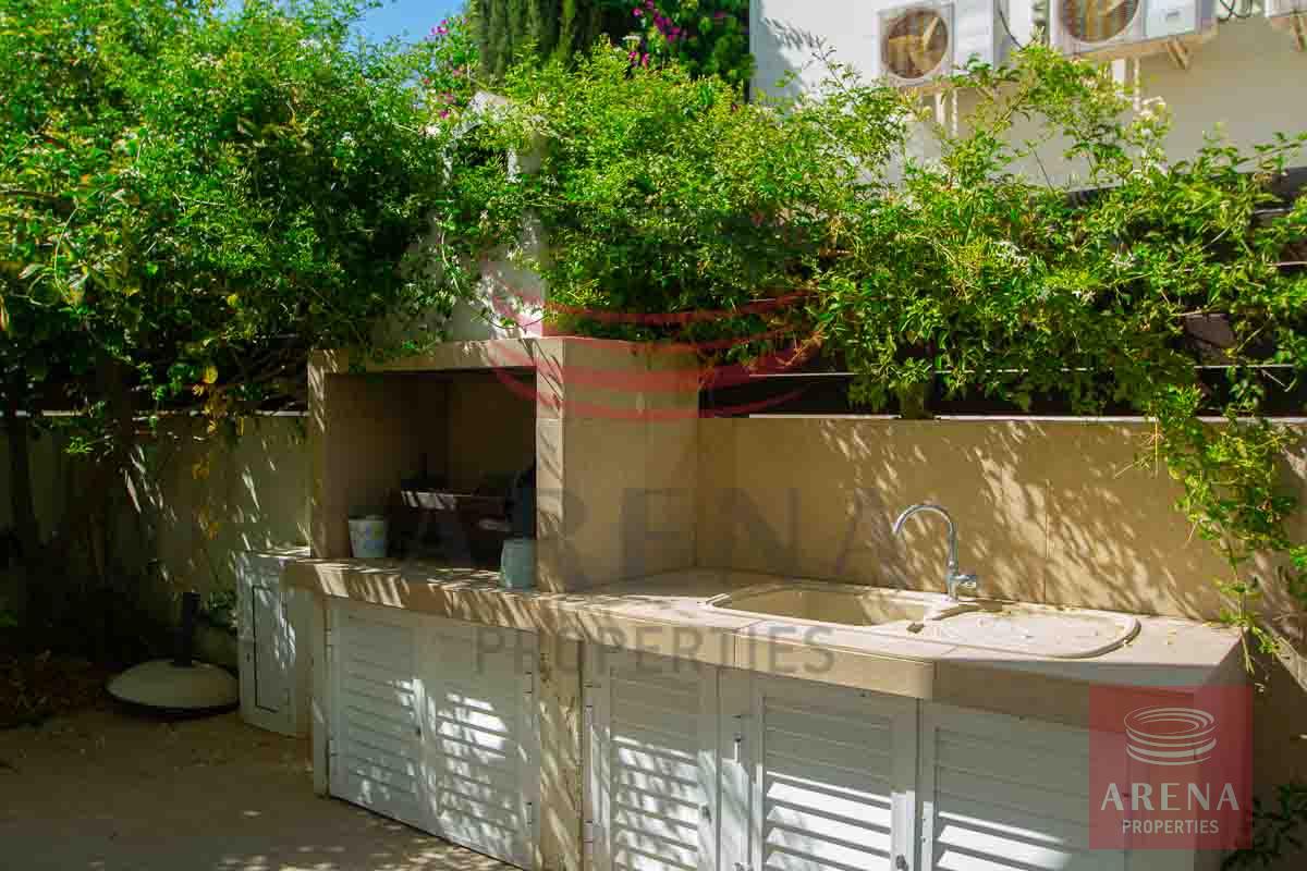 Beautiful villa with title deeds in Pernera - BBQ Area