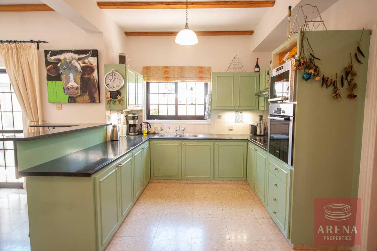 Semi-detached House in Derynia to buy - kitchen