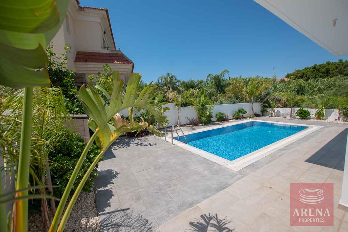 Villa in Kapparis - pool