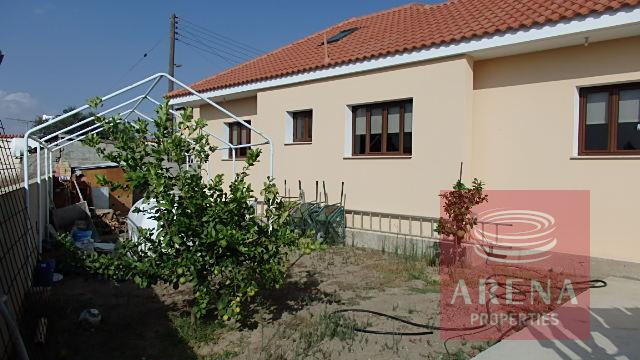 Bungalow for sale in Troulloi