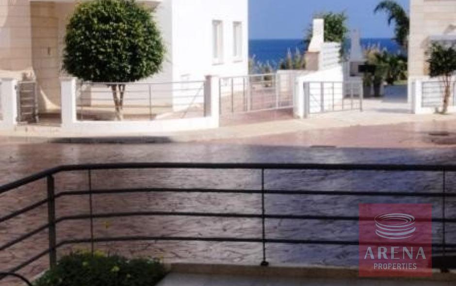 apartment in ayia triada for sale