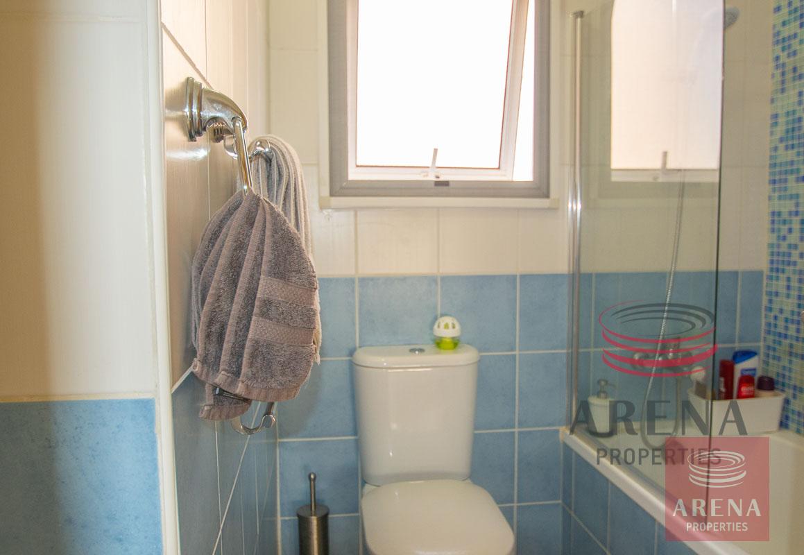 2 Bed Villa in Pernera - bathroom