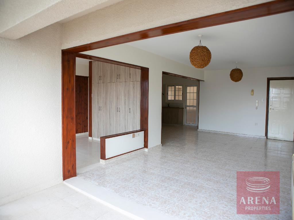 3 bed apt in kokkines - living area