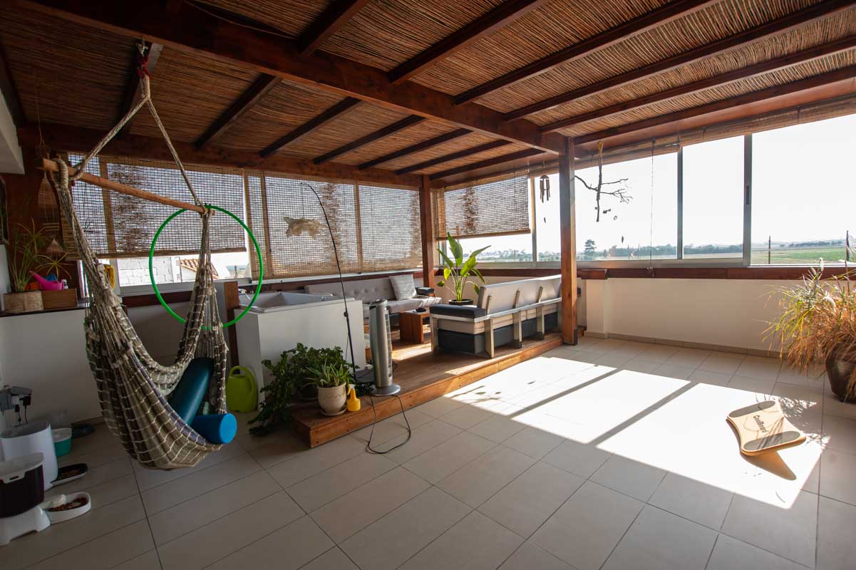 2 bed apartment in Pervolia for sale - veranda
