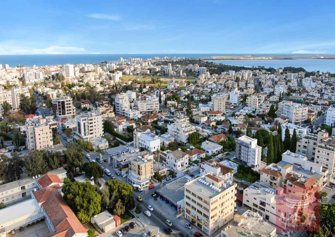 apat in larnaca for sale