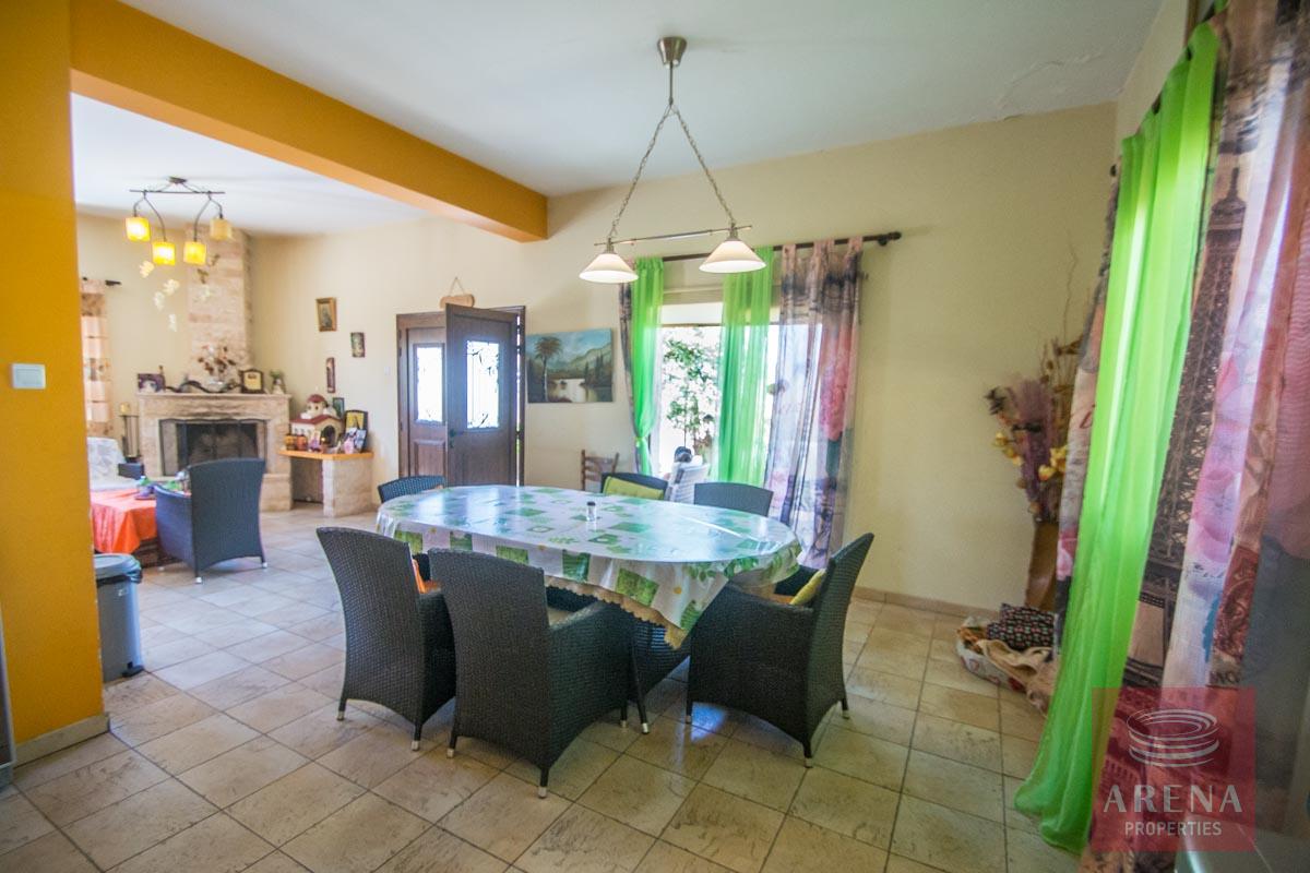 Bungalow in Paralimni - dining area