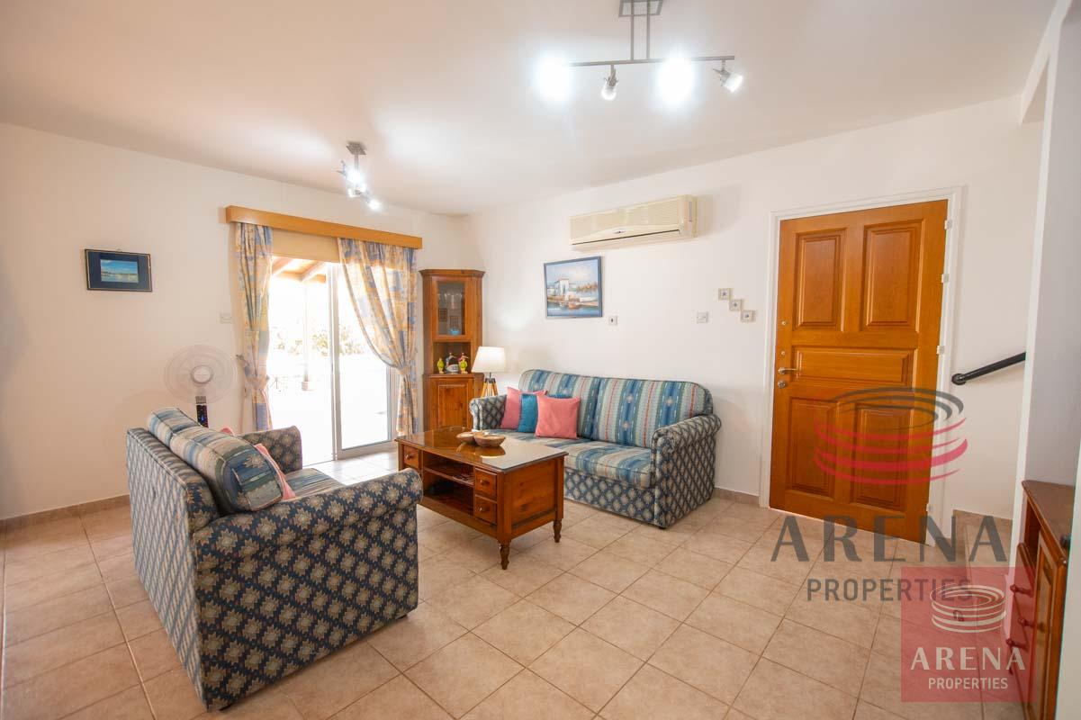 Link-Detached House in Kapparis for sale - sitting area
