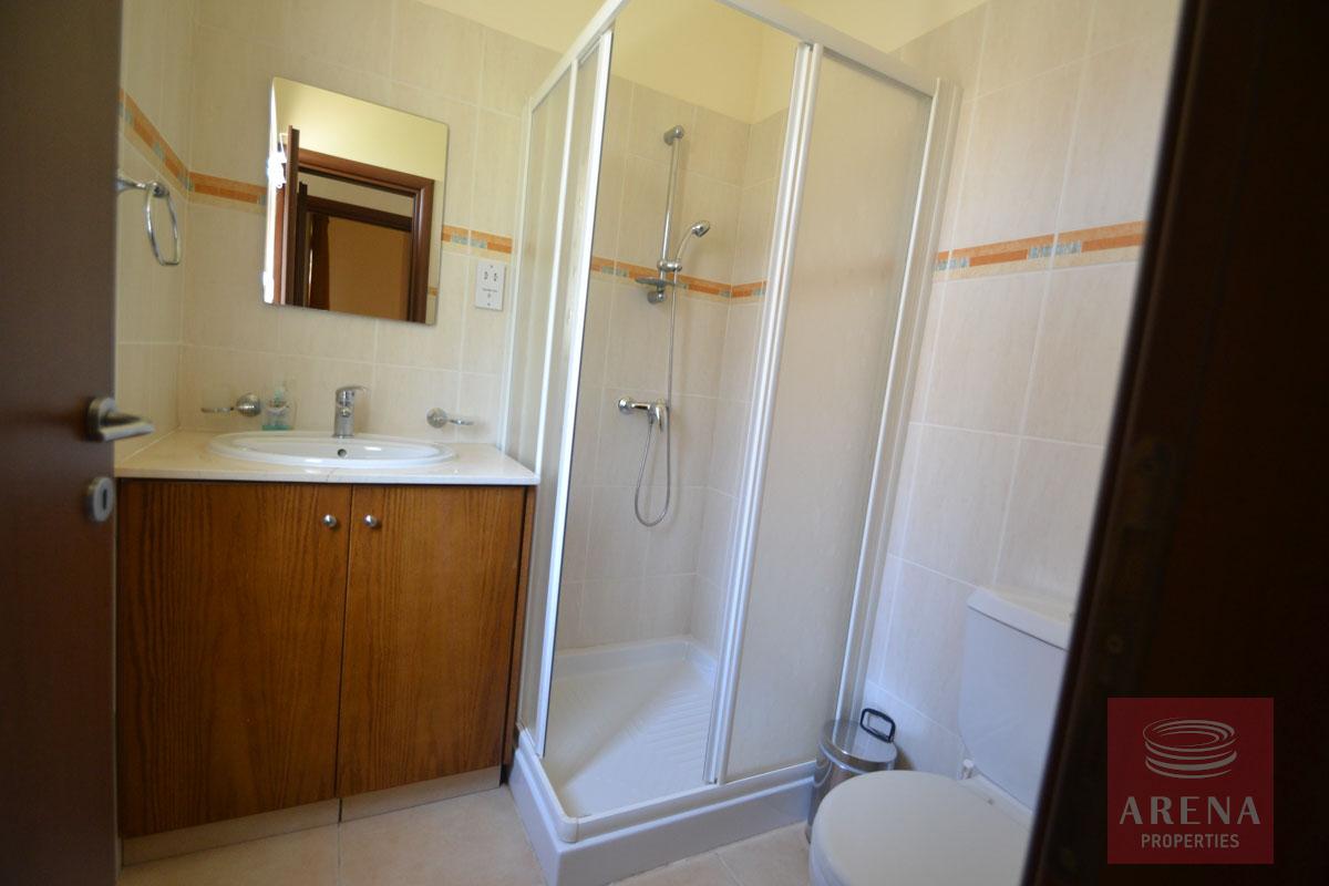 Villa in Kapparis for sale - bathroom