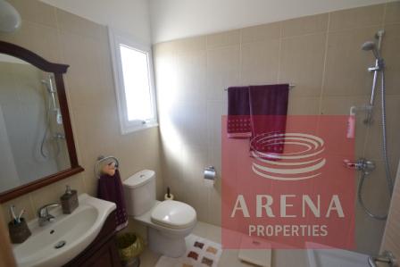 Ayia Napa property - bathroom