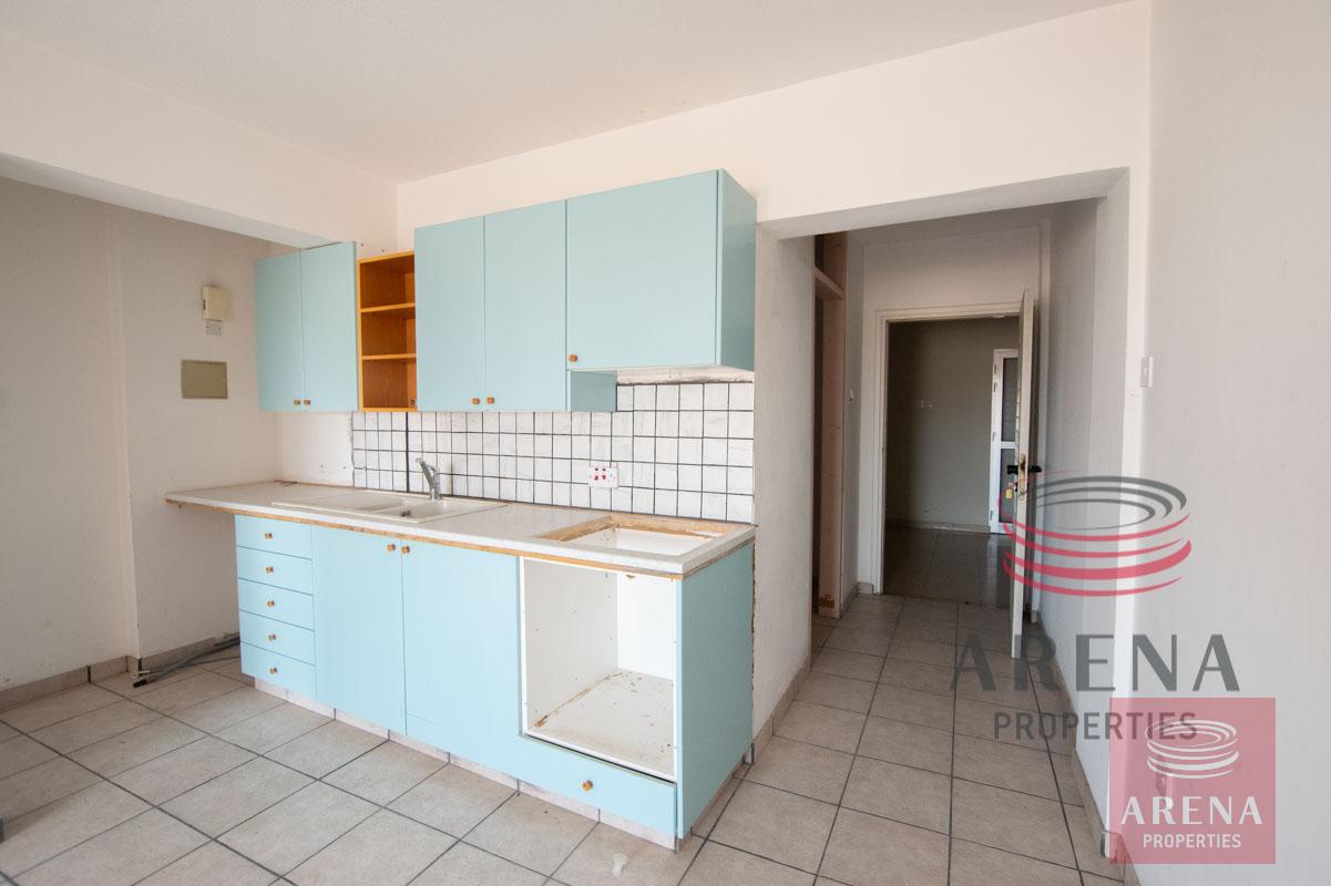 Flat in Paralimni for sale - kitchen
