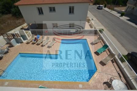 Flat in Kapparis - communal pool