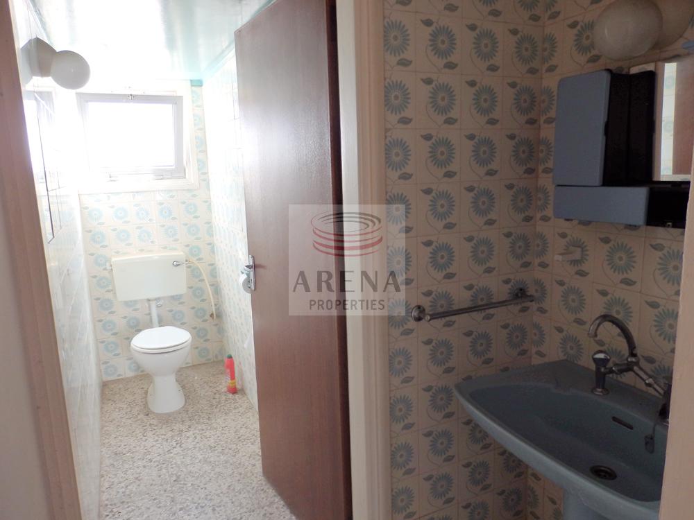 Bungalow in Paralimni for sale - bathroom
