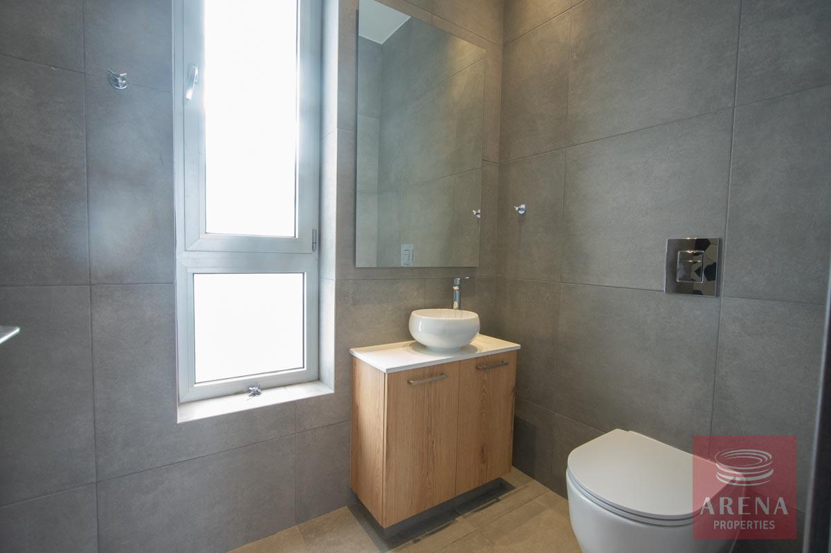 Property for sale in Pernera - bathroom