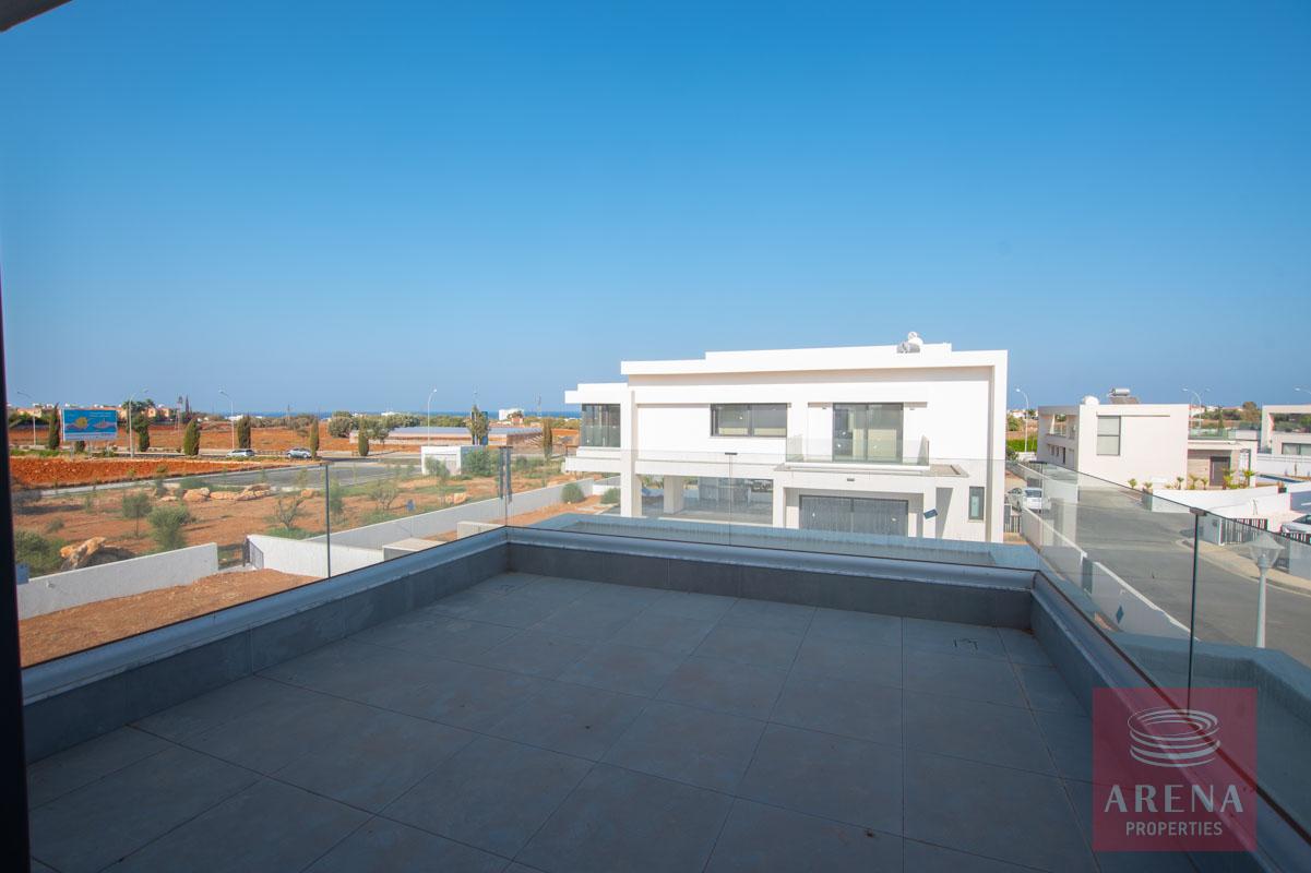 Brand New Villa in Pernera - balcony