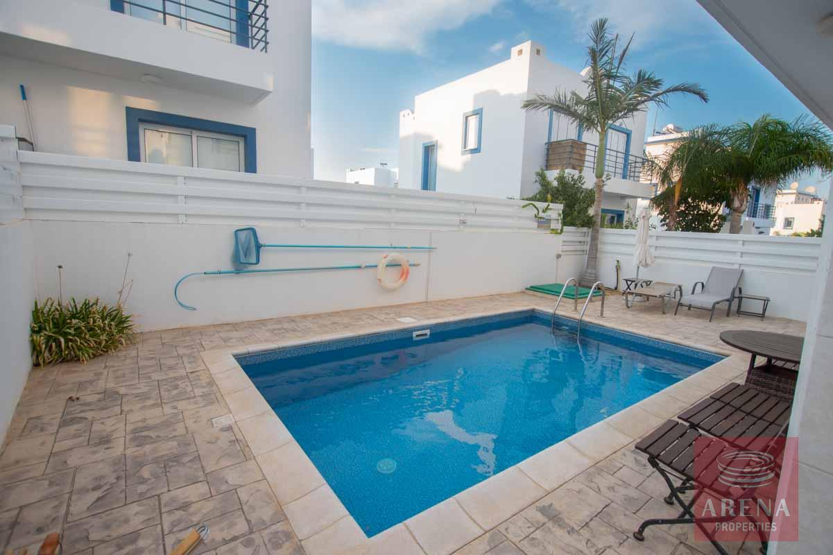 3 bed villa for sale in Kapparis - pool