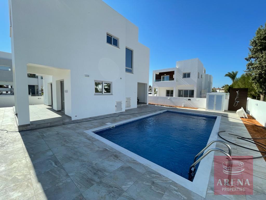 Ayia Thekla villa to rent - pool