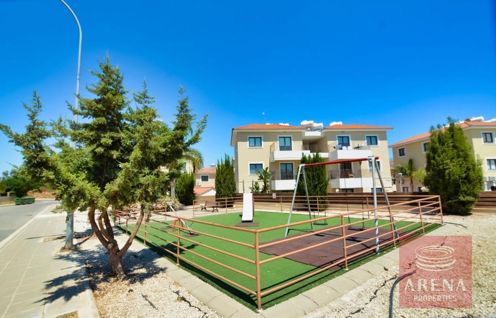 Kapparis townhouse for sale - kids play area