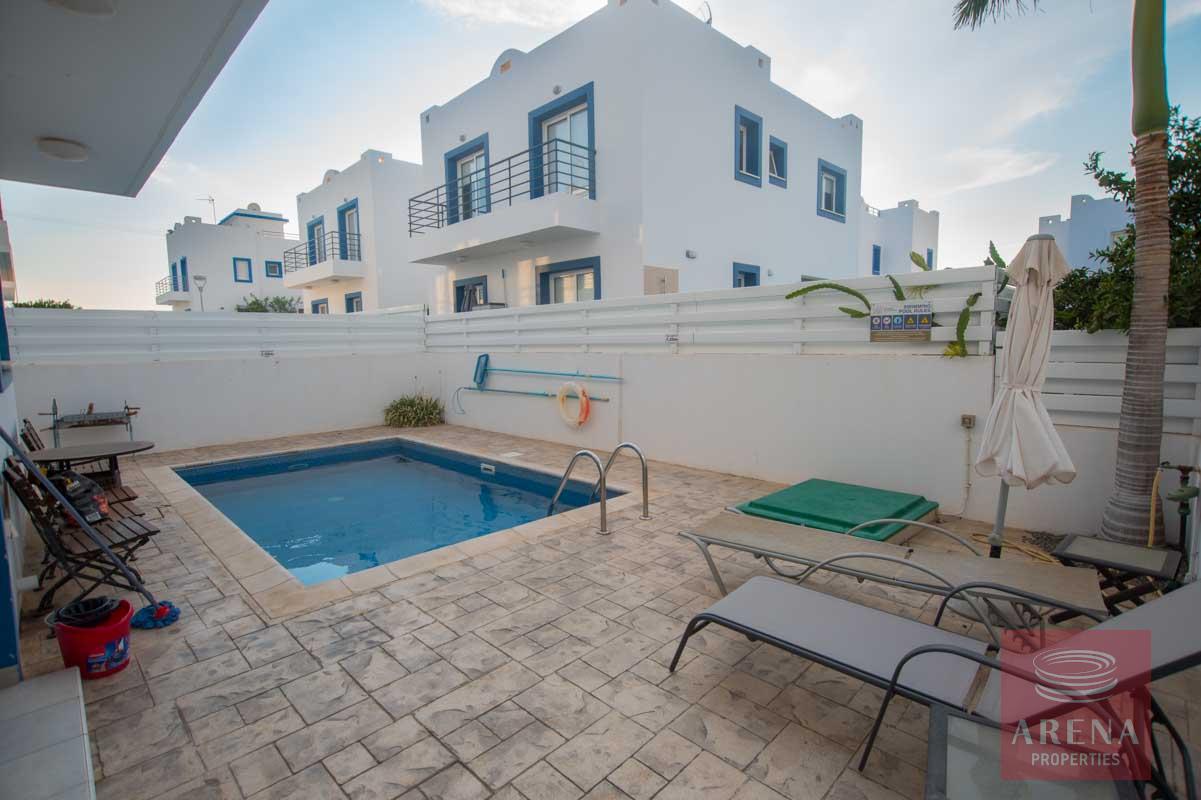 3 bed villa for sale in Kapparis - swimming pool