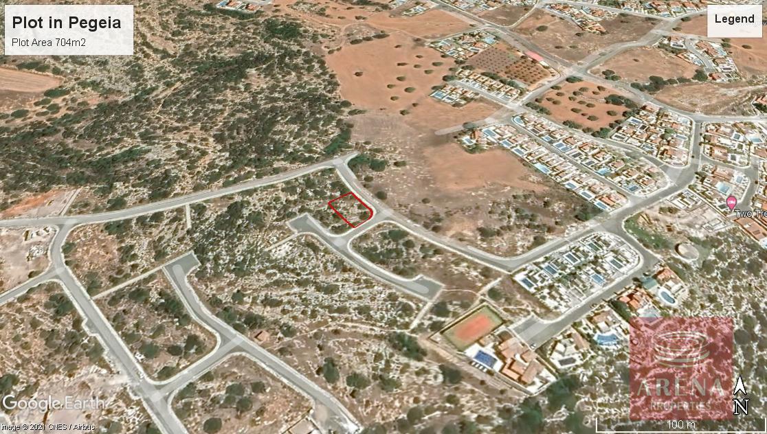 Residential plot to buy in Peyia