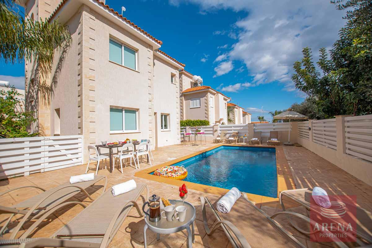 Villa for rent in Protaras