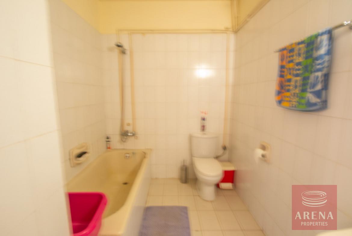 1 Bed Apt for rent in Kapparis - bathroom