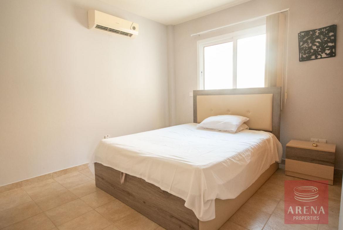 3 bed apt in Kapparis for sale - bedroom