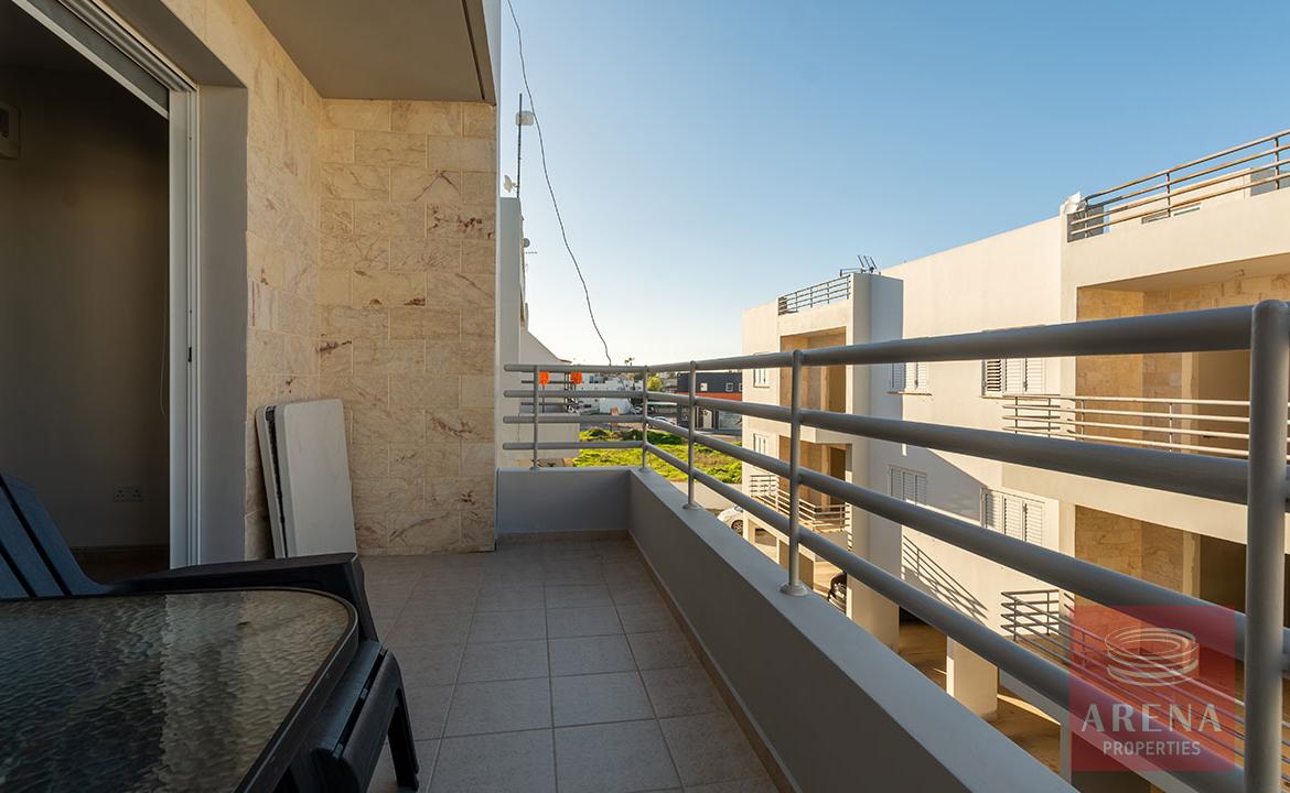 2 Bed Apt in the center of Paralimni for sale - balcony