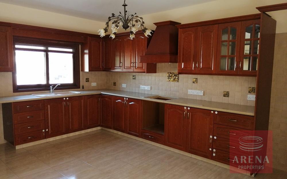 3 Bed House in Ormidia - kitchen