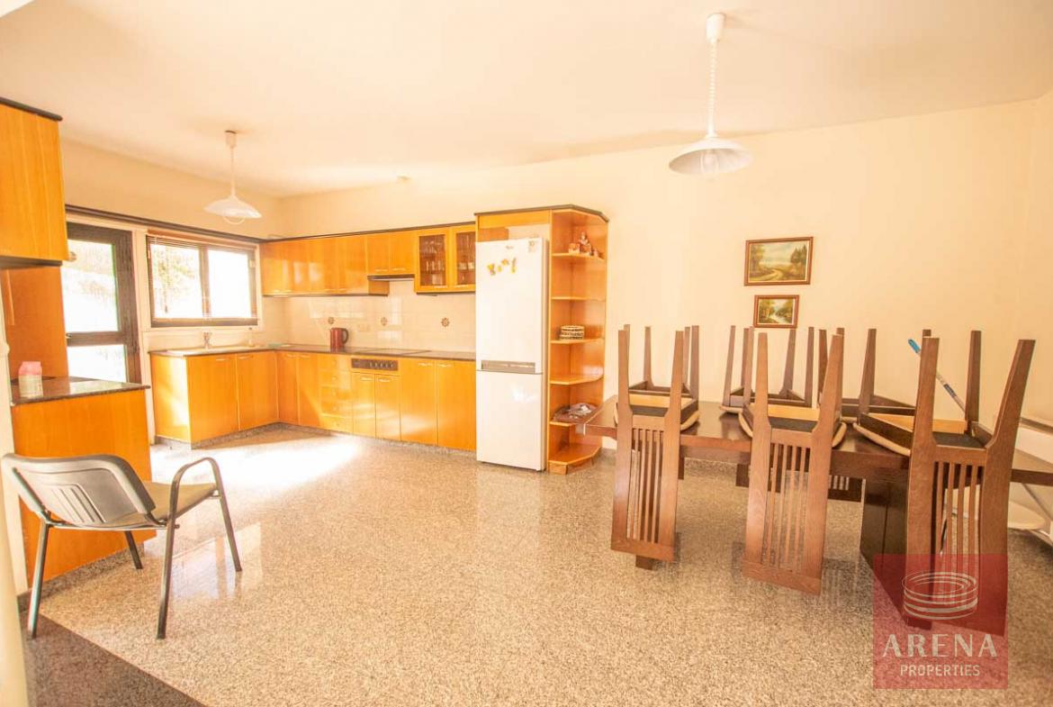 3 Bed Townhouse in Makenzy - kitchen