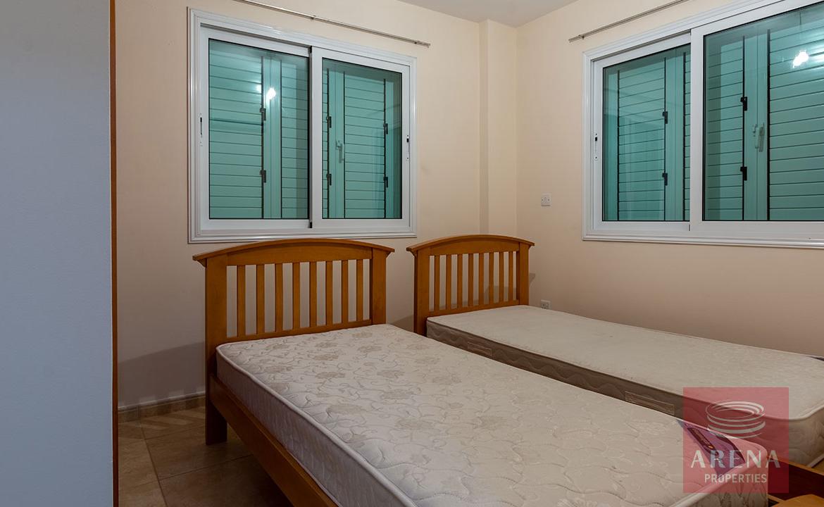 2 Bed Apt in the center of Paralimni - bedroom