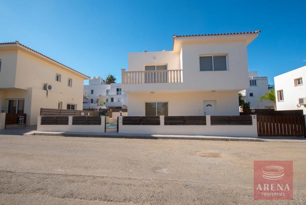 3 bed house in Paralimni
