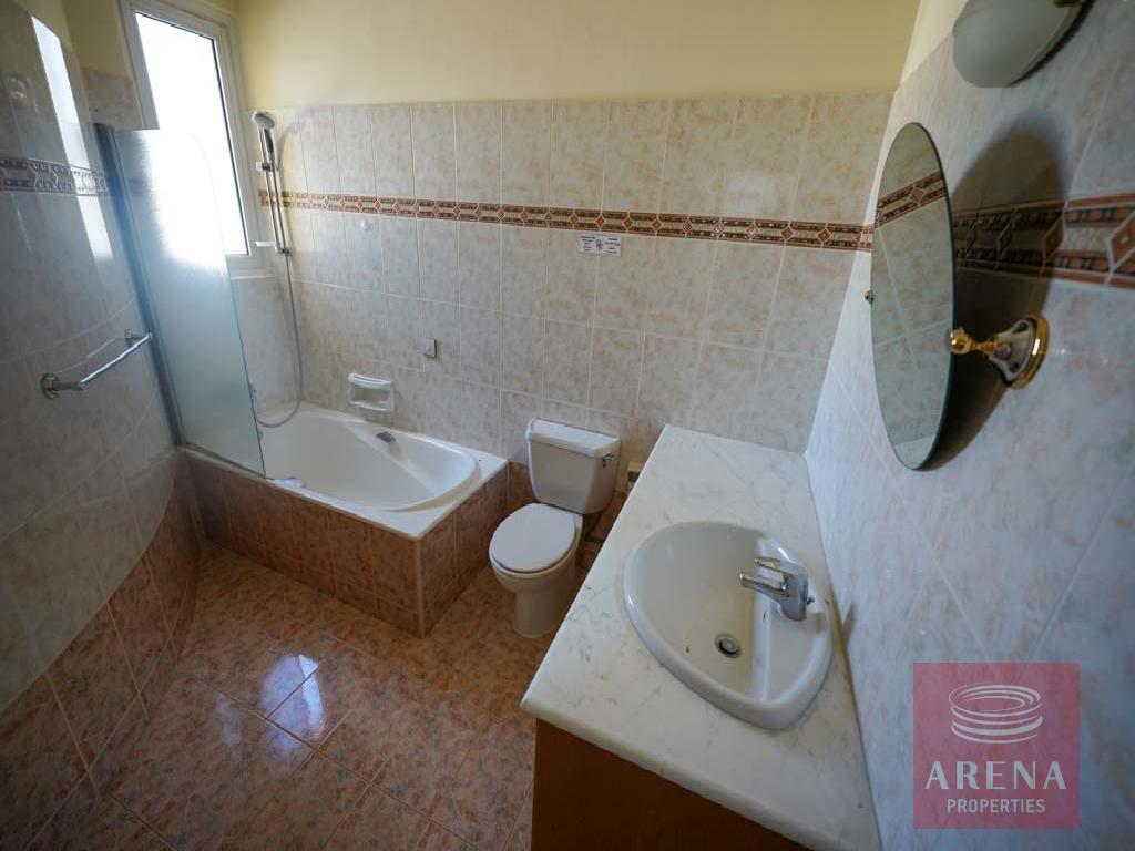 4 bed house in Sotiros - bathroom