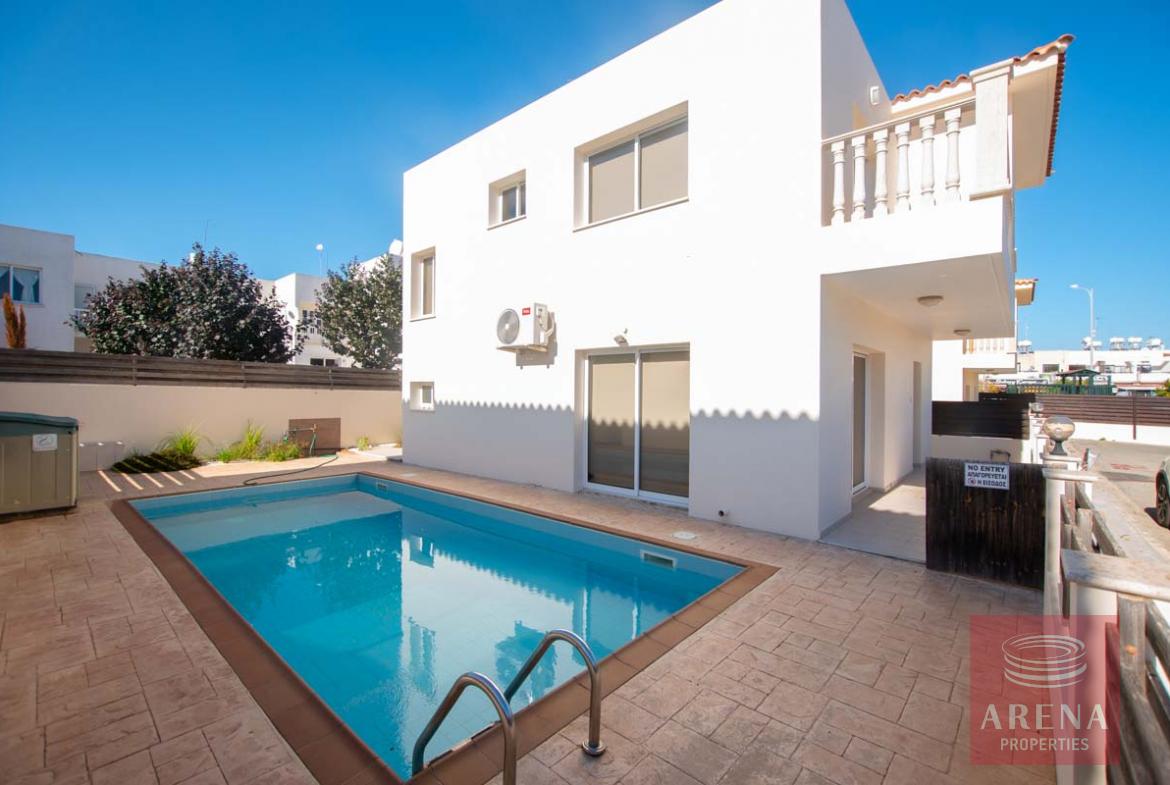 3 bed house in Paralimni for sale