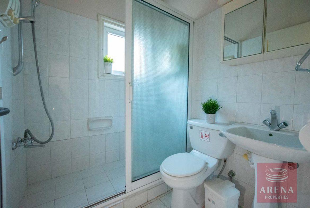 Ground Floor Flat in Paralimni - bathroom