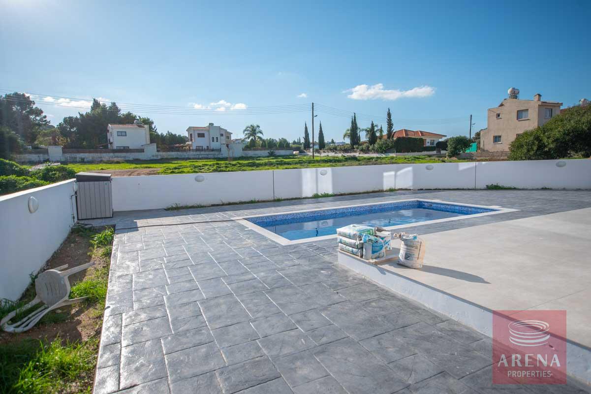Villa for rent in Protaras - pool