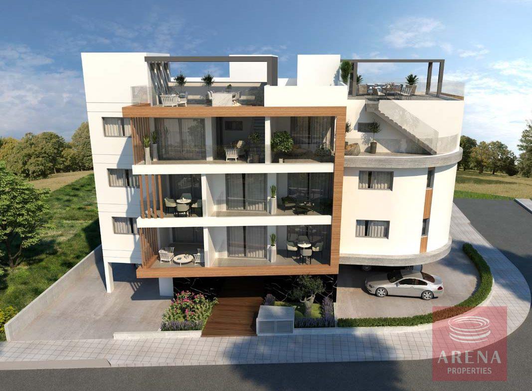 Top Floor 3 bed apt in Larnaca