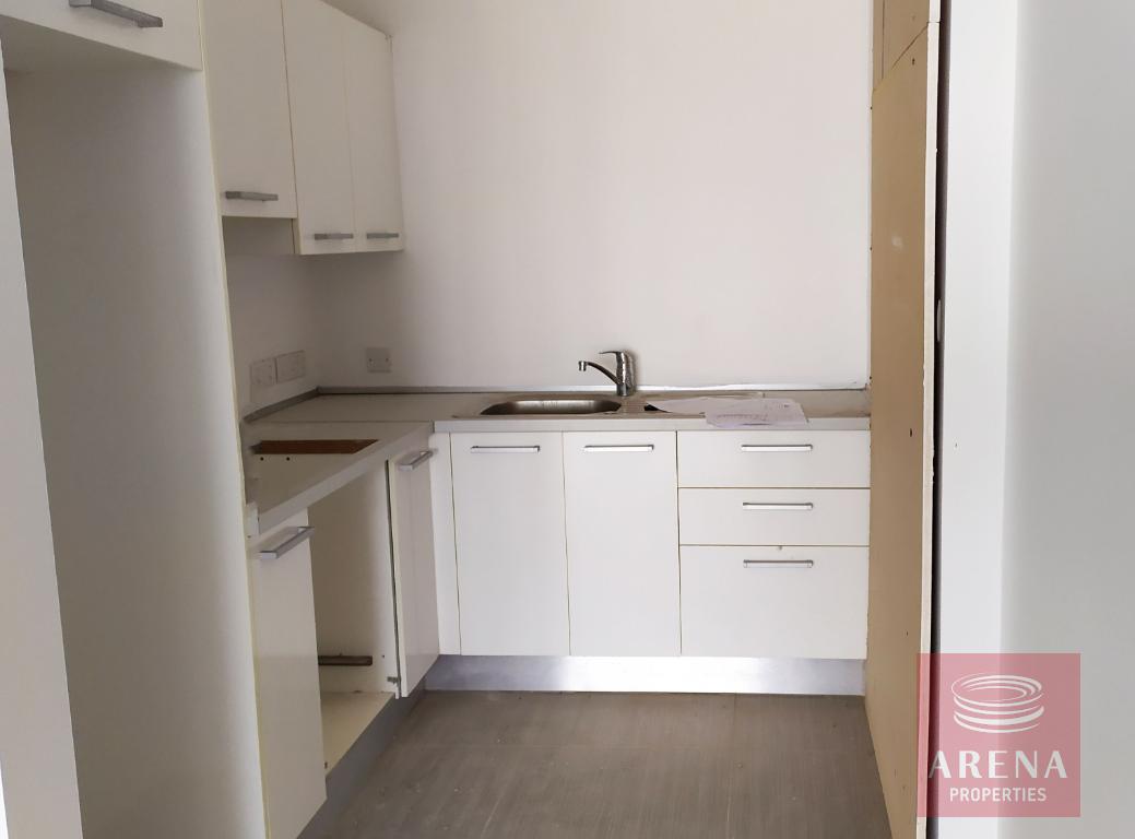 2 bed apt in Agios Nikolaos - kitchen