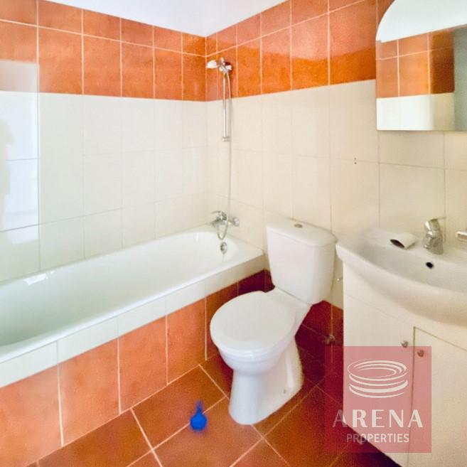 Apartment with Deeds in Paralimni - bathroom