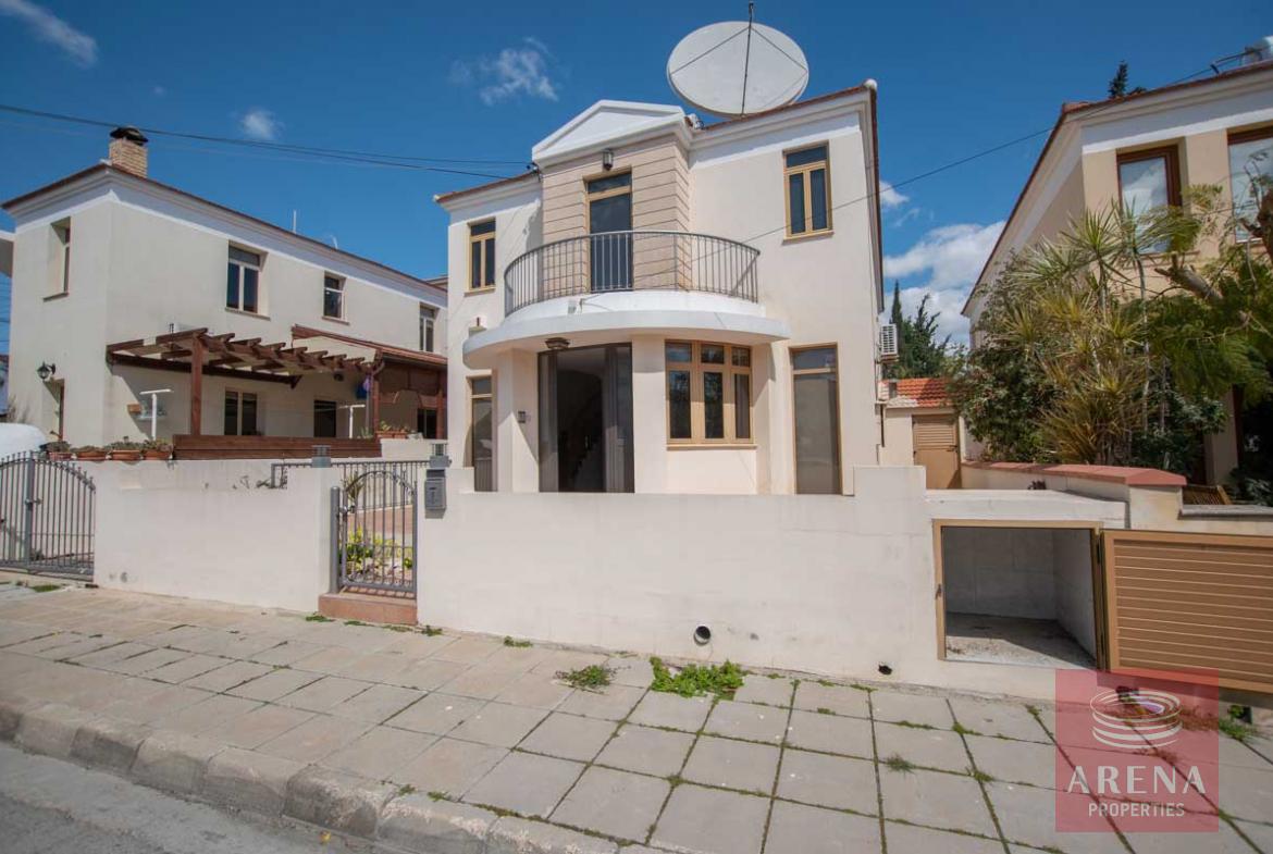4 Bed Villa in Aradippou for sale
