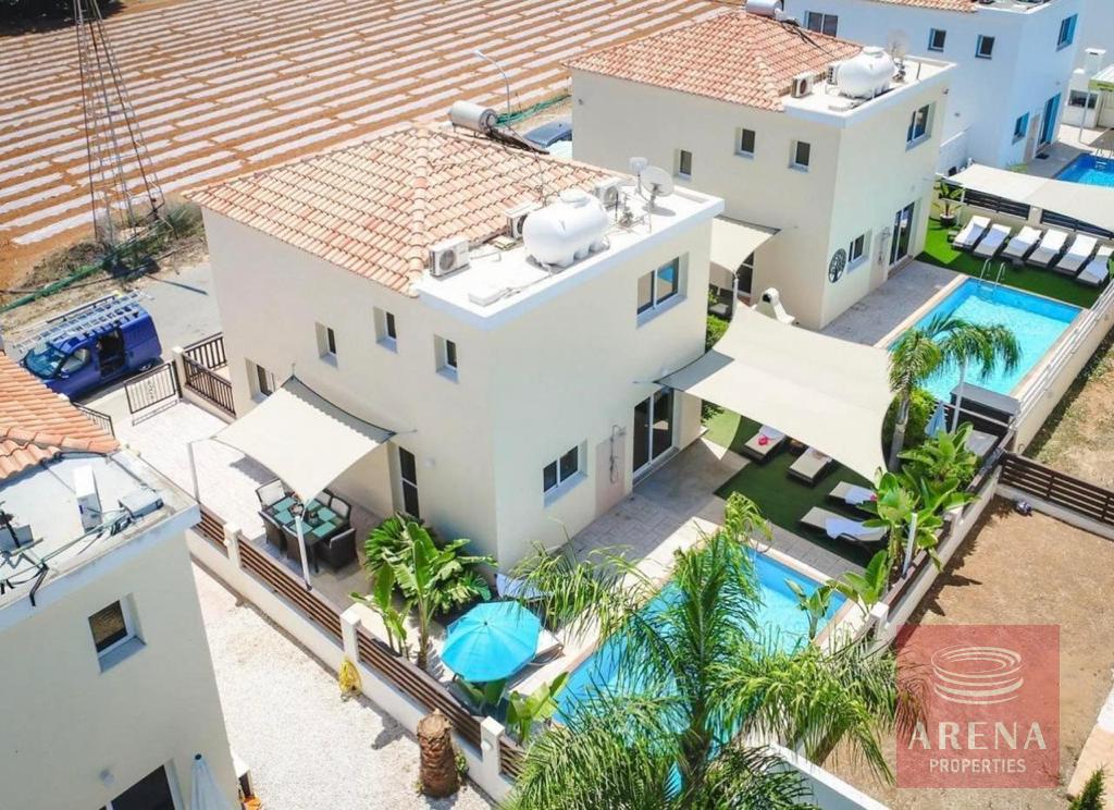 Villa for rent in Pernera - 3 bed